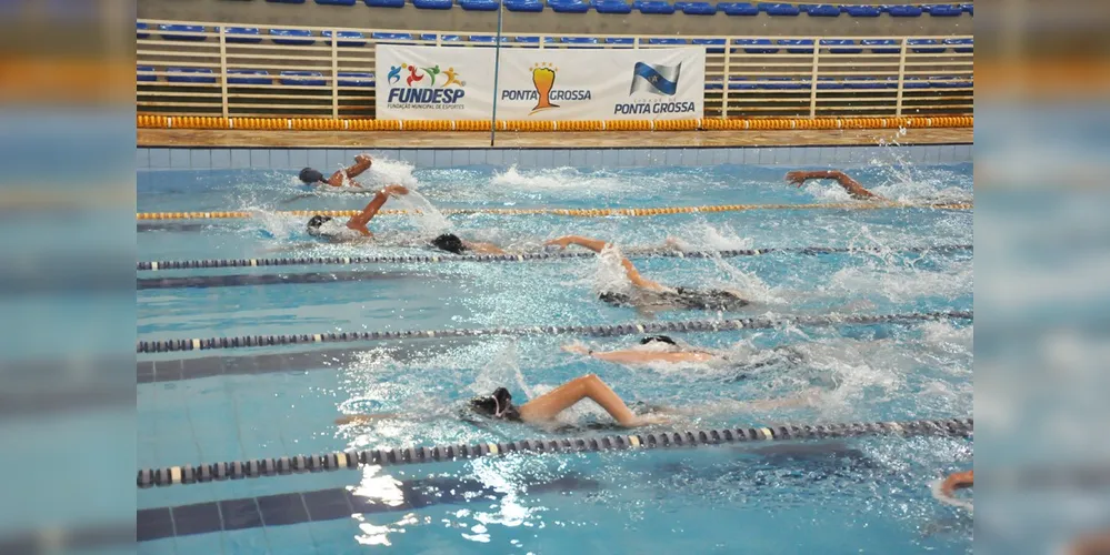 Imagem ilustrativa da imagem ProNata tem festival domingo na Piscina Guaíra