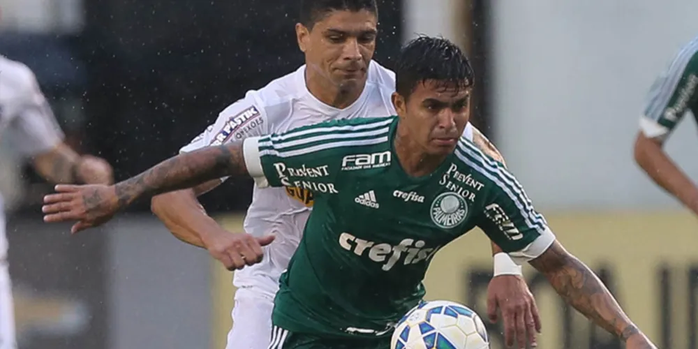 Imagem ilustrativa da imagem Dudu lamenta chances perdidas contra o Santos