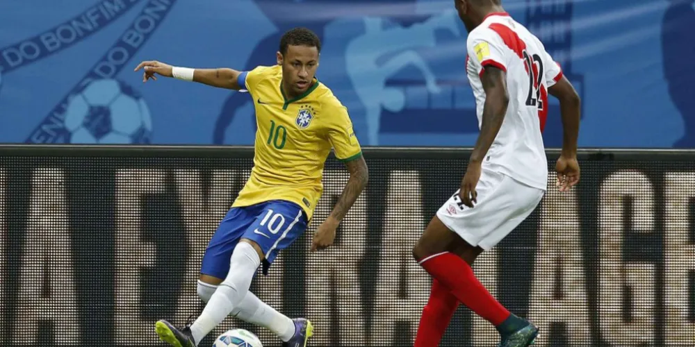 Imagem ilustrativa da imagem Neymar é finalista do Bola de Ouro pela primeira vez