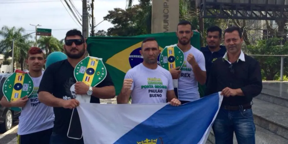 Imagem ilustrativa da imagem Seleção ponta-grossense de MMA termina 2015 invicta
