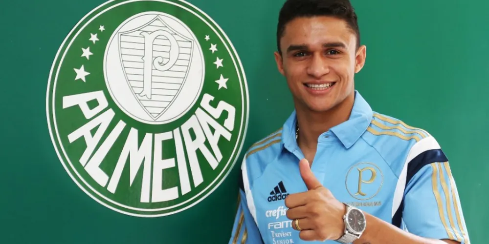 Imagem ilustrativa da imagem Com contratação de Erik, Palmeiras completa sete reforços