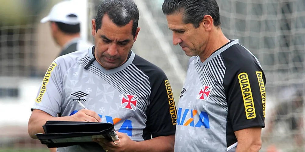 Imagem ilustrativa da imagem Jorginho elogia jogadores da base do Vasco