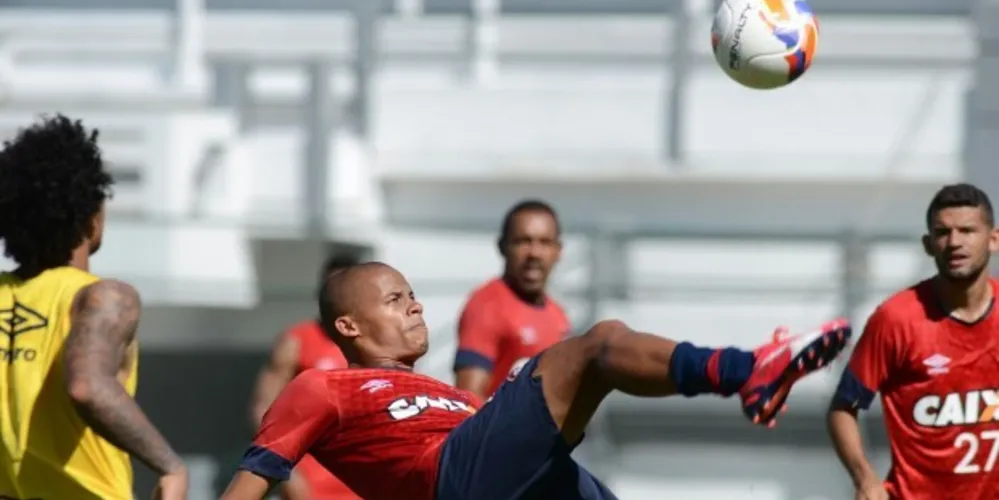 Imagem ilustrativa da imagem Atlético-PR e Fluminense fazem duelo de estreia na Primeira Liga