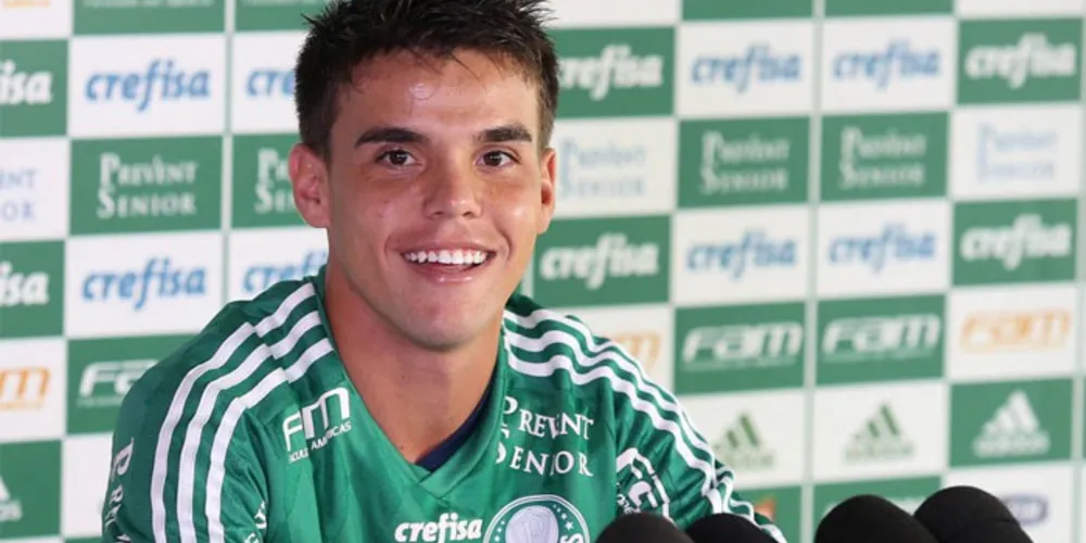 Imagem ilustrativa da imagem Rodrigo se diz privilegiado por jogar no Palmeiras