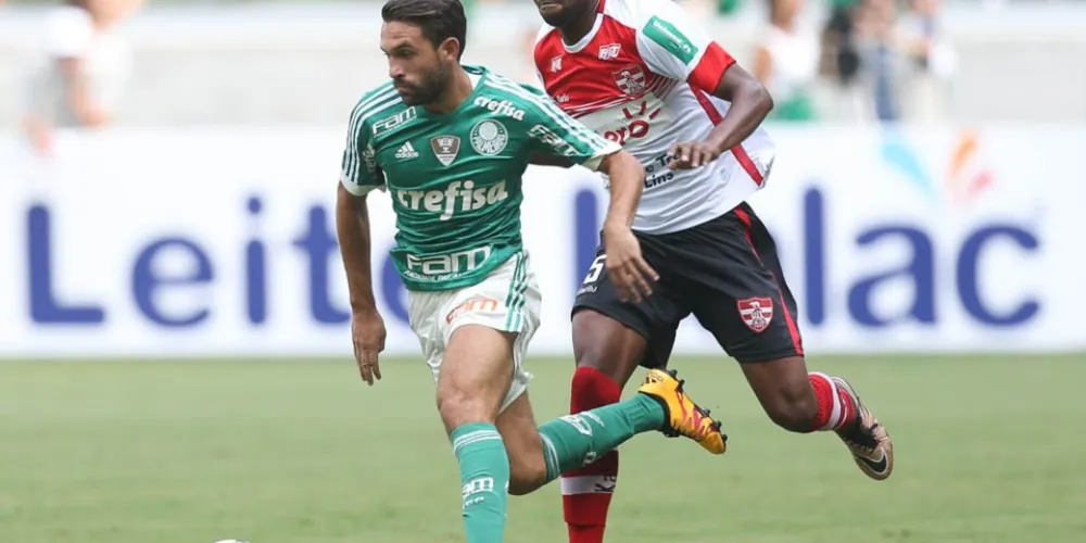 Imagem ilustrativa da imagem Palmeiras perde para o Linense por 2 a 1