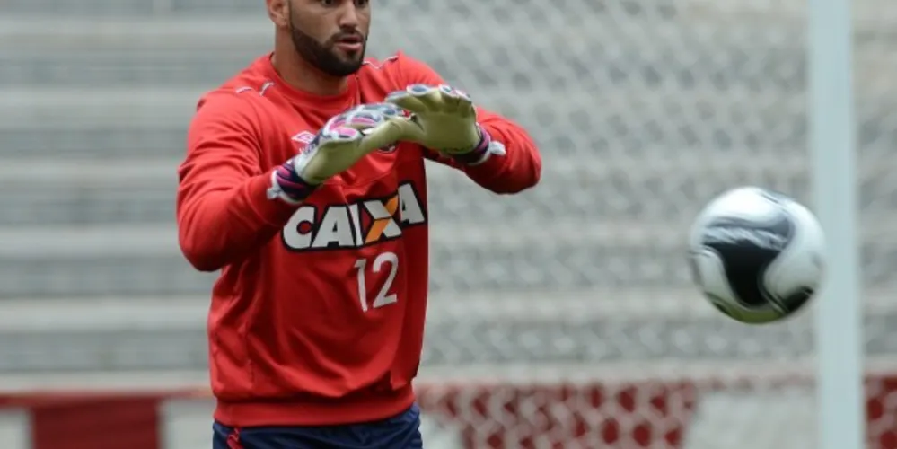 Imagem ilustrativa da imagem Atlético e Paraná disputam clássico na Vila Capanema