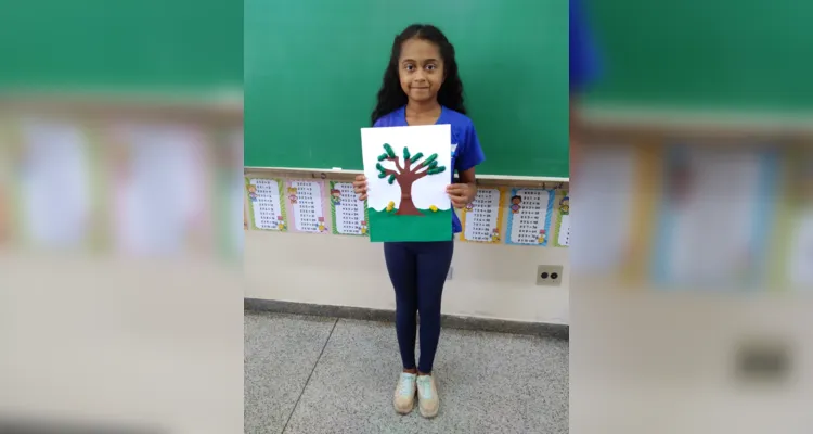 Os estudantes participaram de todas as etapas do plantio do amendoim, além de uma série de atividades teóricas em sala de aula.