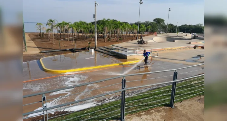 Sanepar atua na recuperação do sistema de abastecimento e limpeza de cidades gaúchas |