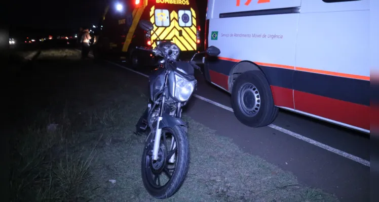 Motocicleta que se envolveu no acidente de trânsito.