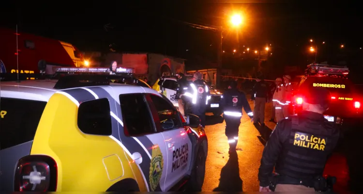 Diversas equipes de segurança e de socorro estiveram no local da ocorrência.