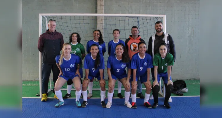 O futsal feminino, sob comando do técnico Gustavo Mendes, conquistou a terceira colocação nesta etapa.