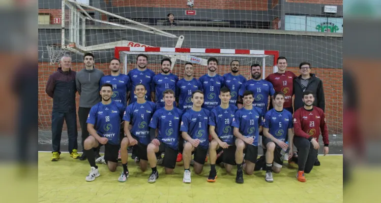 O handebol masculino, sob comando dos técnicos Carlos Siqueira e Gabriel Carneiro, conquistou três vitórias no fim de semana.