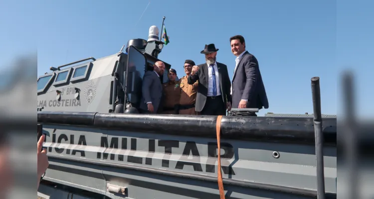 Polícia Militar também recebeu veículo blindado.