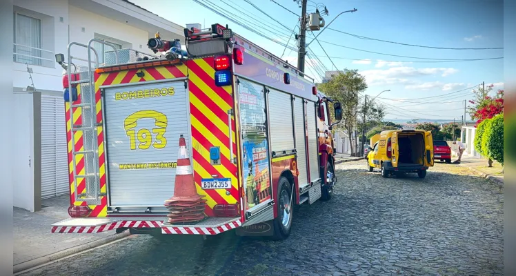 Equipe do Corpo de Bombeiros foi acionada para a ocorrência.