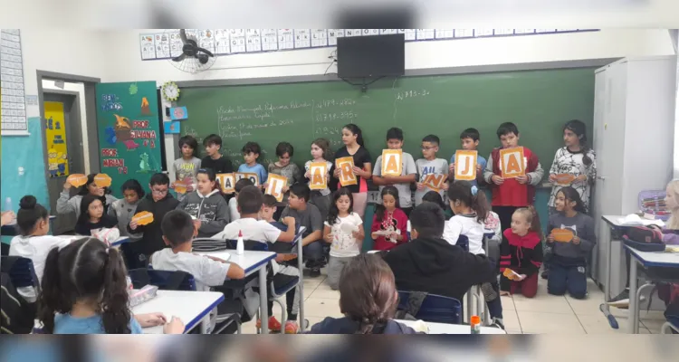 Educandos puderam conscientizar outros colegas sobre a temática.