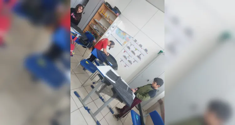 Veja como foi o trabalho de confecção de itens representativos em sala de aula.