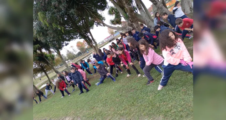 Confira os registros dentro e fora da sala de aula das ações dos educandos.