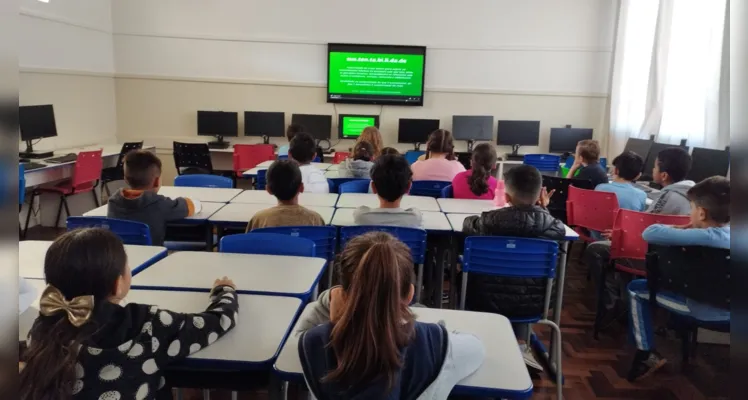 Confira os detalhes do amplo trabalho em sala de aula.