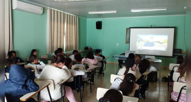 Veja os registros dos vários momentos realizados pelos educandos