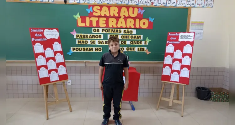 Confira os registros da proposta literária em sala de aula.