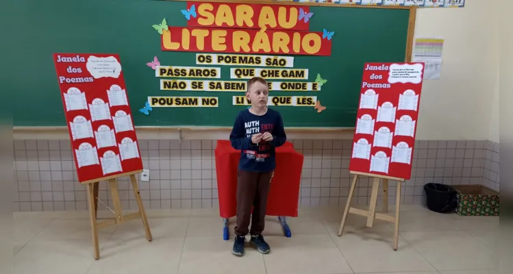 Confira os registros da proposta literária em sala de aula.