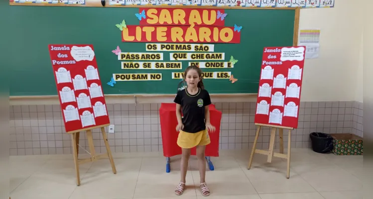 Confira os registros da proposta literária em sala de aula.