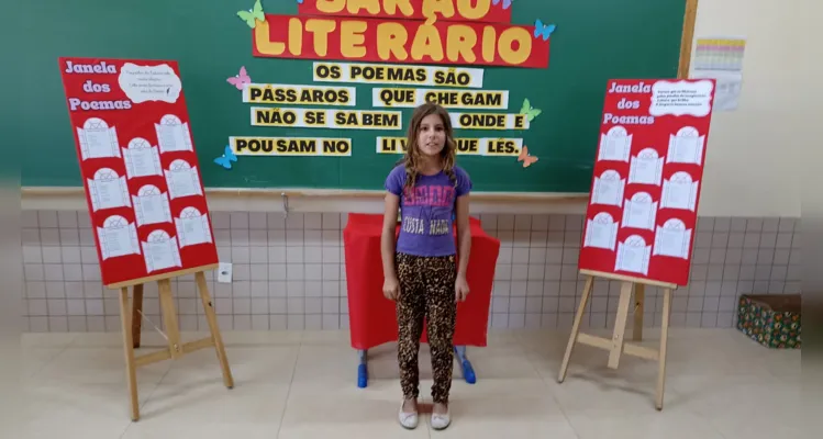 Confira os registros da proposta literária em sala de aula.