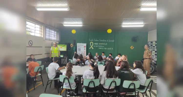 Confira os registros das ações dentro e fora da sala de aula.