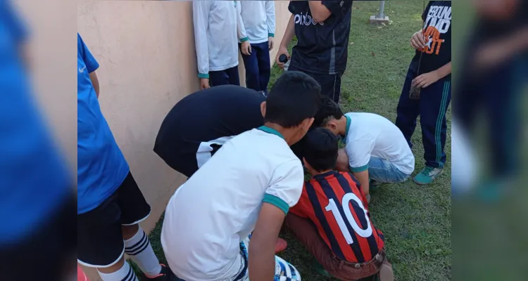 Educandos foram protagonistas de toda a ação ambiental na escola.