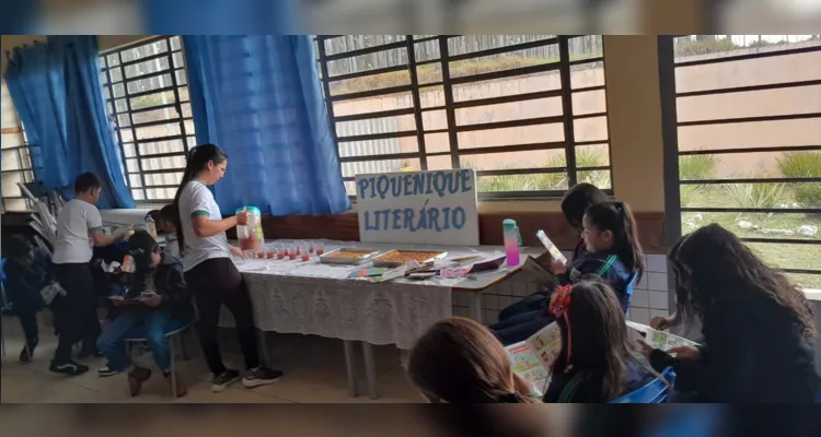 Veja alguns registros do trabalho em sala de aula.