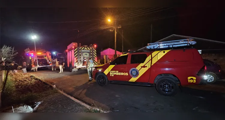 Incêndio em residência no ‘Castanheira’ mobiliza Bombeiros de PG