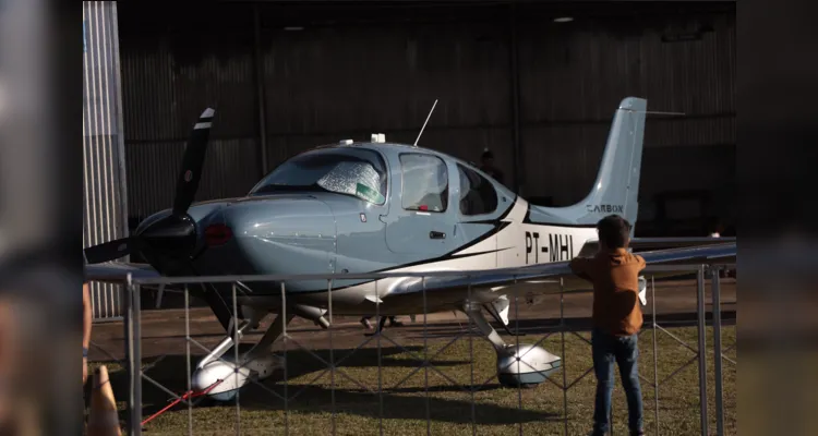 Exposição reuniu aeronaves históricas.