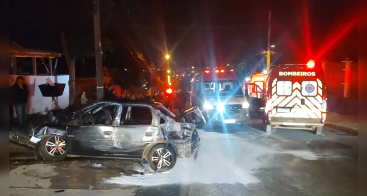 Acidente aconteceu na noite deste sábado (01º).