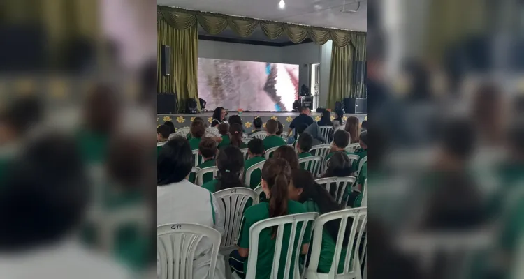 Confira como foi a participação dos educandos, dentro e fora da sala de aula.