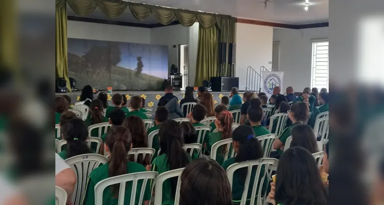 Confira como foi a participação dos educandos, dentro e fora da sala de aula.