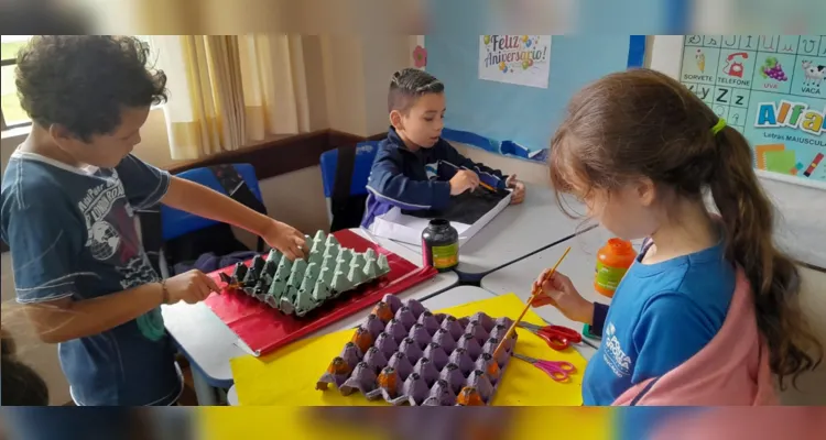 Uma das atividades realizadas pela turma consistiu na elaboração de maquetes sobre as temáticas trabalhadas.