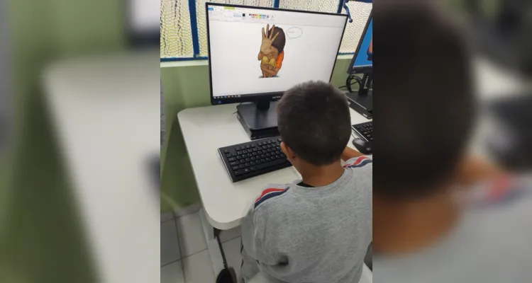 Tecnologia foi importante aliada no trabalho dos alunos sobre a temática.