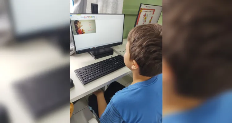 Tecnologia foi importante aliada no trabalho dos alunos sobre a temática.