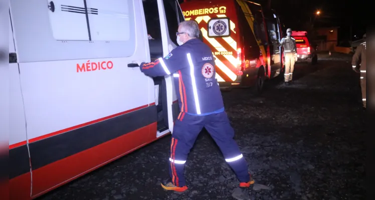 Homem sofre três tiros e fica em estado grave, em Ponta Grossa |