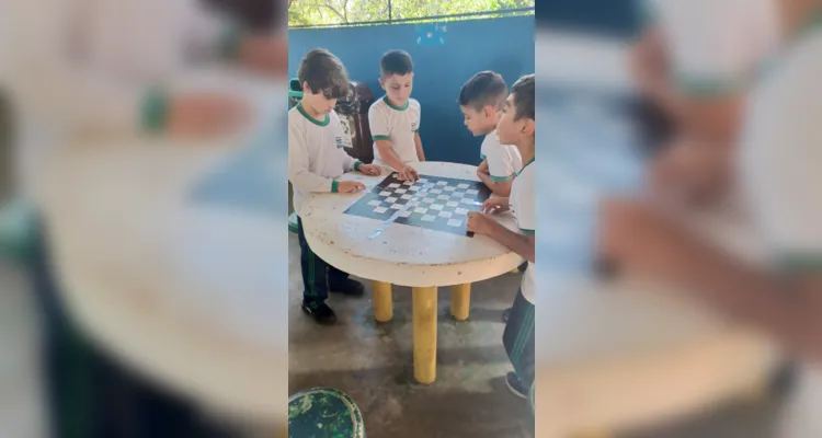 Proposta movimentou educandos em sala de aula.