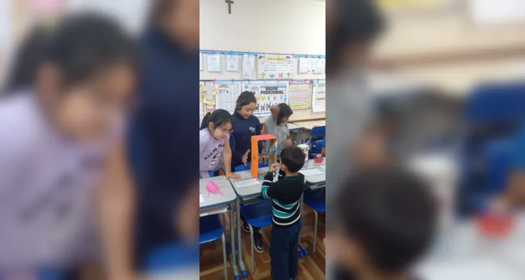 Como encerramento, os alunos apresentaram seus trabalhos em uma feira de ciências organizada na escola.