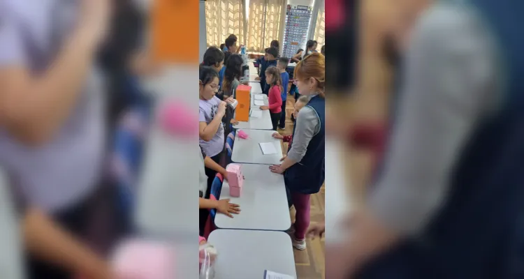 Como encerramento, os alunos apresentaram seus trabalhos em uma feira de ciências organizada na escola.