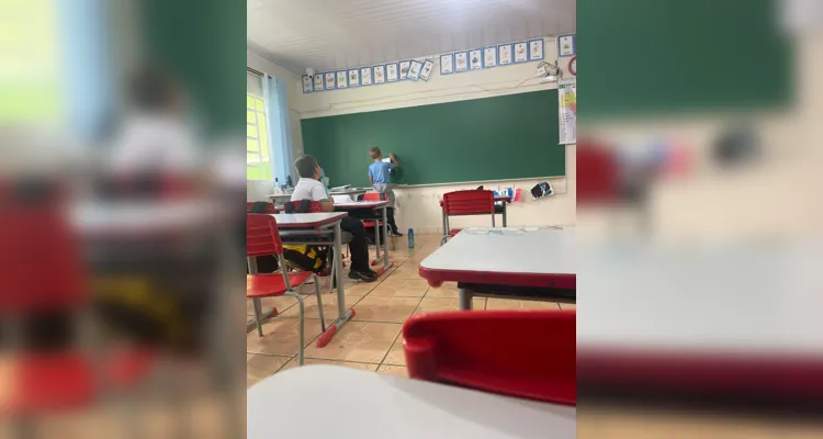 Uma das tarefas dos alunos foi desenvolver situações problema com a operação matemática destinada ao grupo.