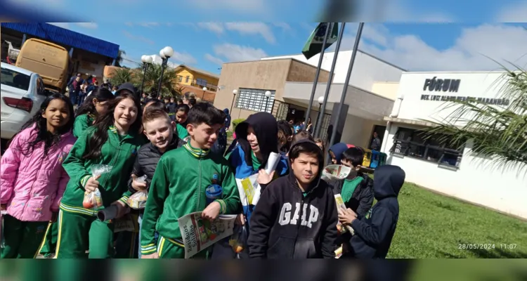 Uma visita ao Fórum da cidade serviu como pontapé inicial para os estudos da turma.