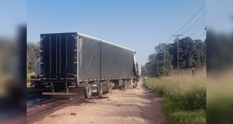 Caminhões se envolvem em acidente no 'Vendrami' em PG