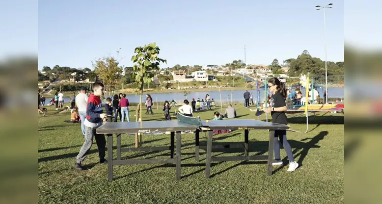 Terá mini futebol, mini basquete, xadrez gigante, tênis de mesa, cama elástica e jogos de tabuleiro.