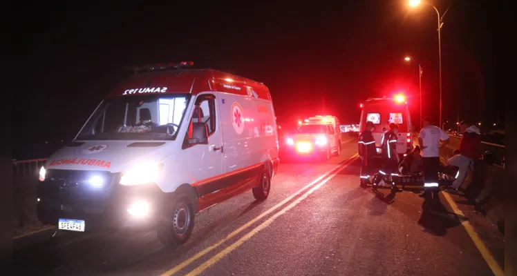 Colisão foi do tipo frontal e envolveu duas motos. Três pessoas ficaram feridas