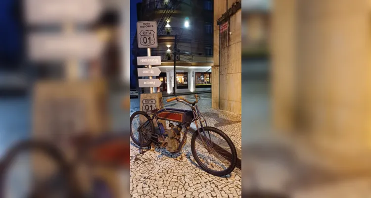 Moto artesanal foi furtada na noite deste sábado em Ponta Grossa