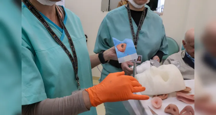 Ambulatório de próteses faciais reconstrutivas do Hospital de Reabilitação do Paraná