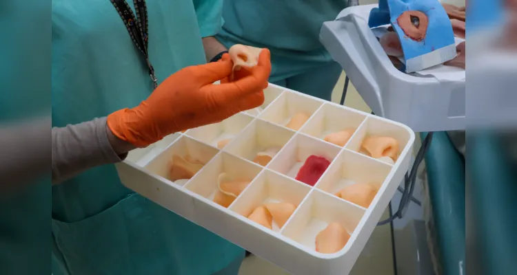 Ambulatório de próteses faciais reconstrutivas do Hospital de Reabilitação do Paraná